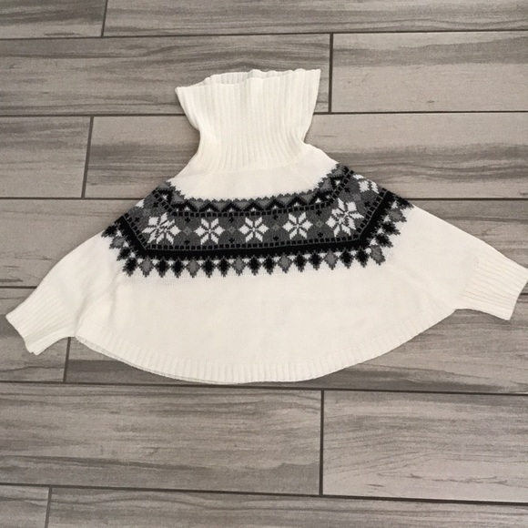 CRAZY 8 Girls Girls Knit Sweater With Snowflakes | 4T - Picture 8 of 10